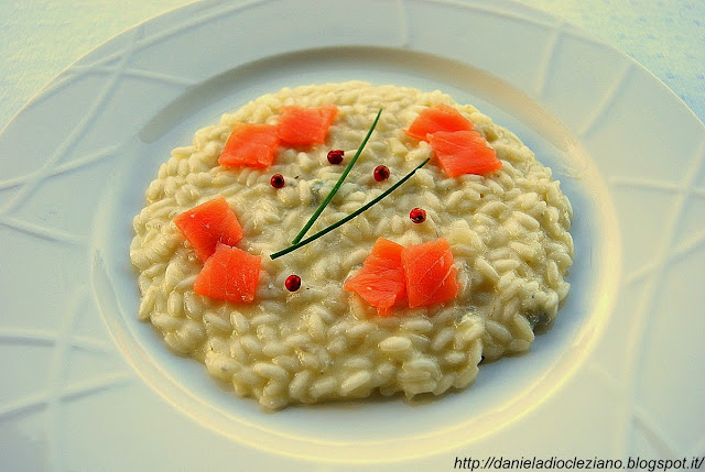 risotto con patate, gorgonzola e salmone