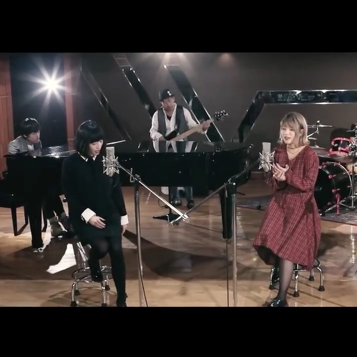 Sawano Hiroyuki [nZk]mizuki &amp; Tielle Christmas Scene