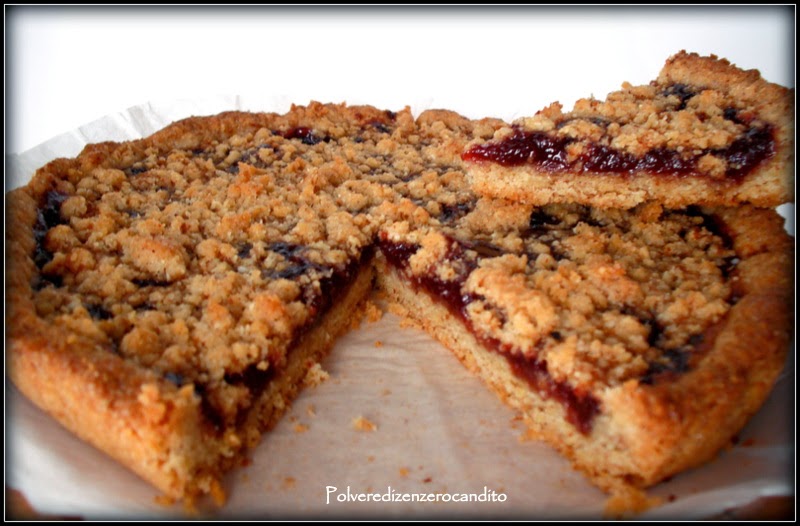 crostata con confettura ai lamponi