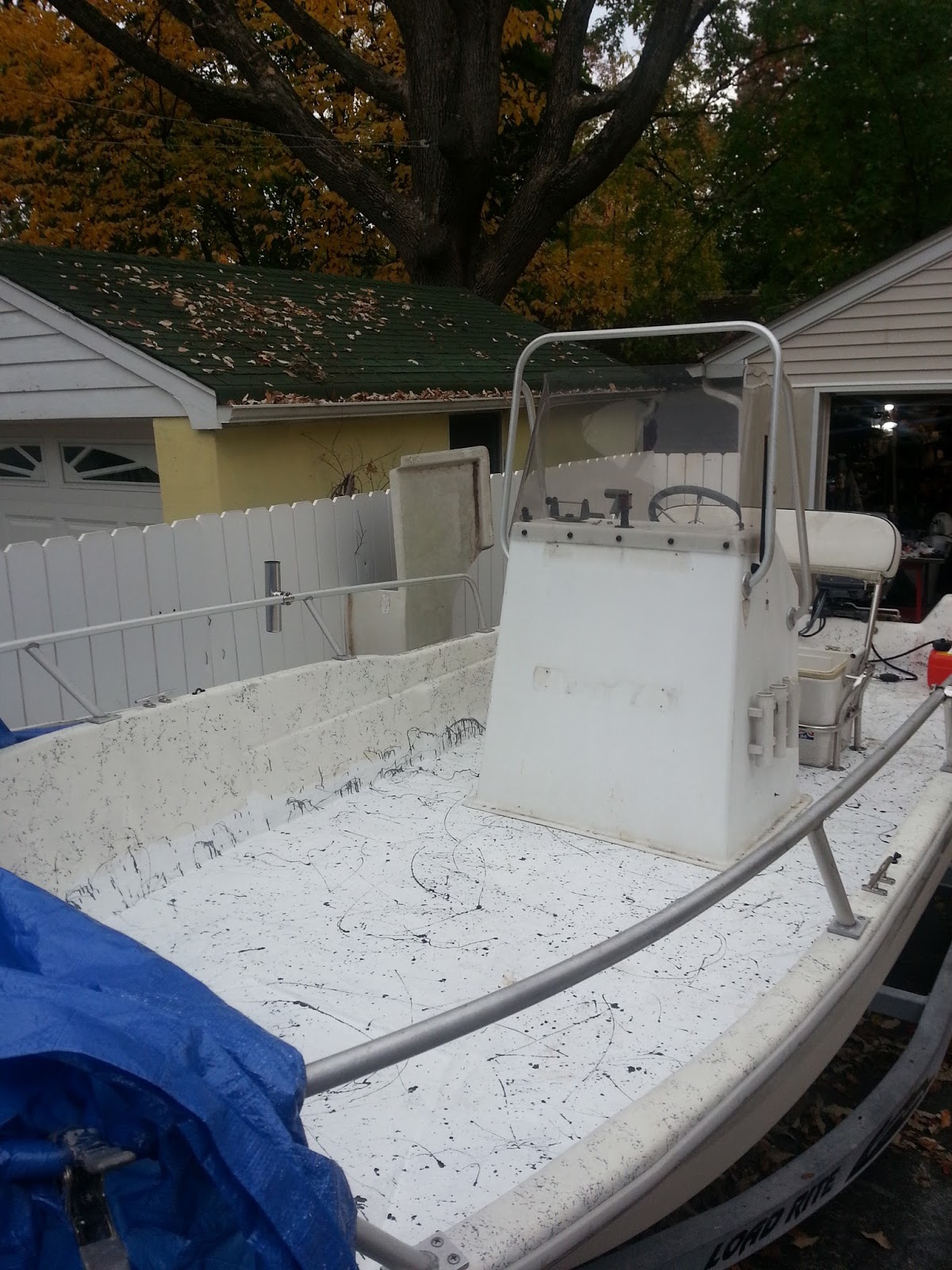 Repairing a deck on a fiberglass boat Seagull Nautico 18 This deck is done.
