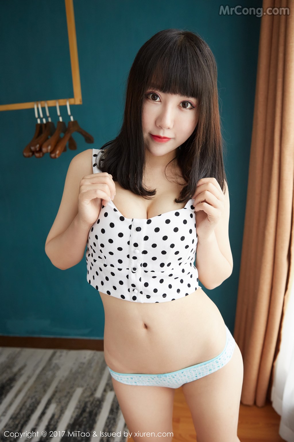 MiiTao Vol.068: Model Xue Bi (雪碧) (52 photos)
