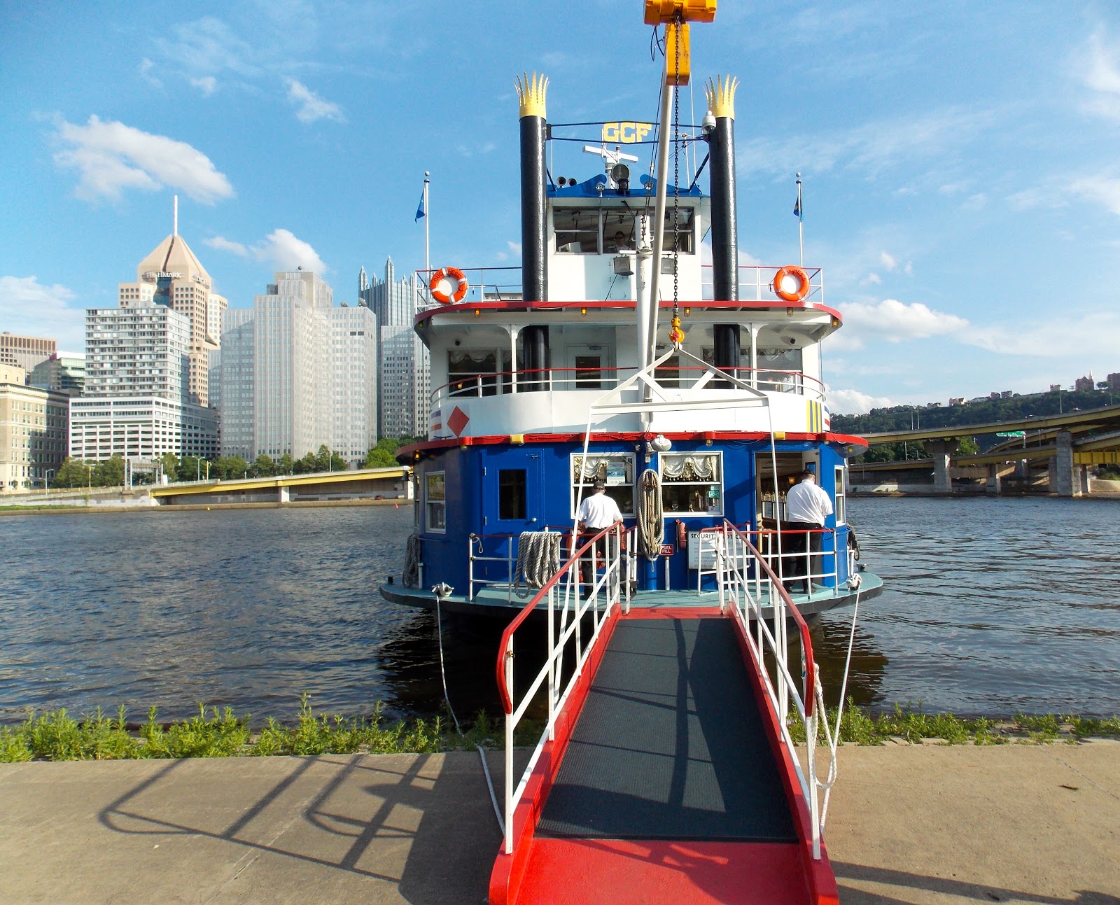 The Happy Nomads : An Afternoon on the Three Rivers: Gateway Clipper Fleet