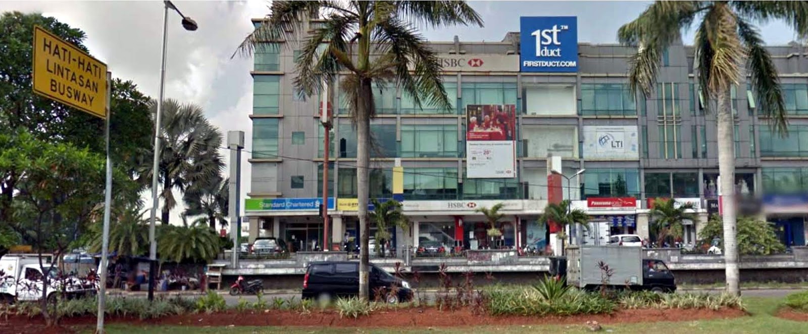 Bank Offices Standard Chartered Bank