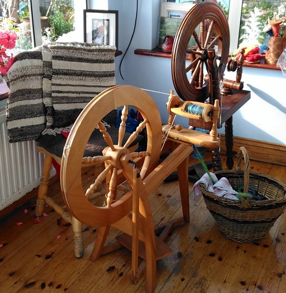 My latest spinning wheel, a Pipy Wendy, made by Philip Poore in NZ. Lovely!