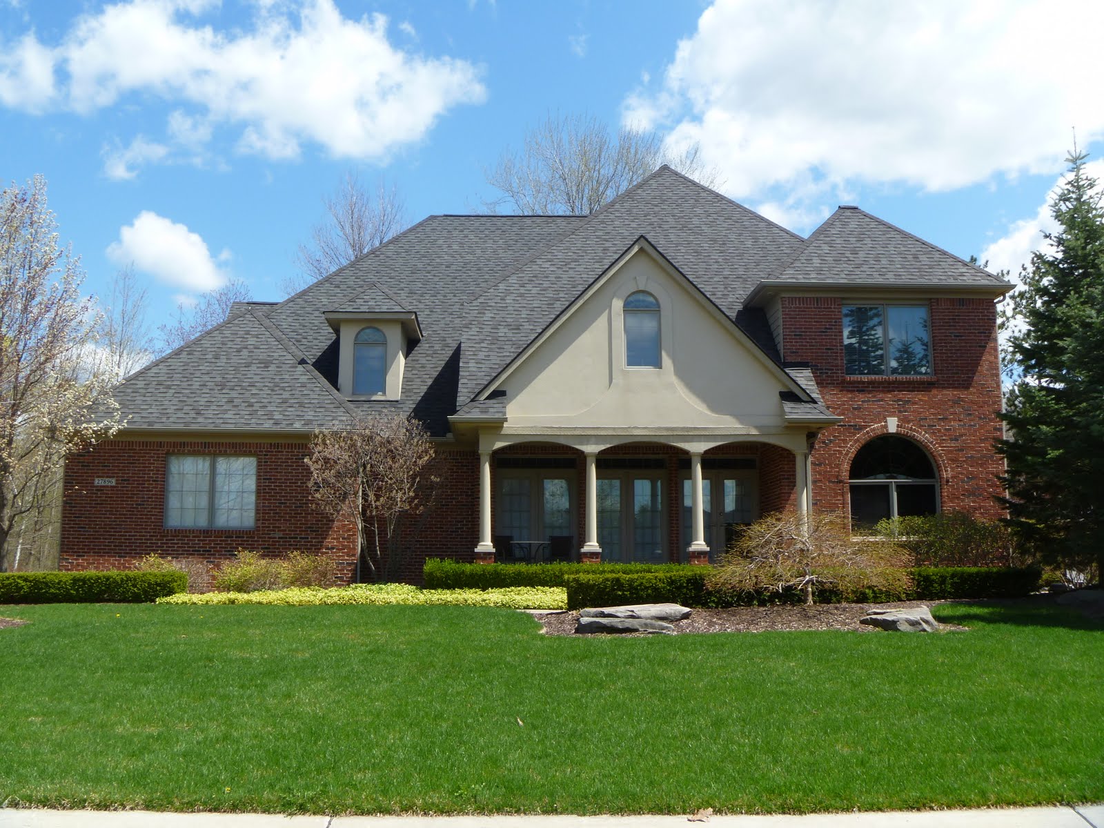 Homes for Sale in Farmington Hills MI Blog Subdivision Oak Hill