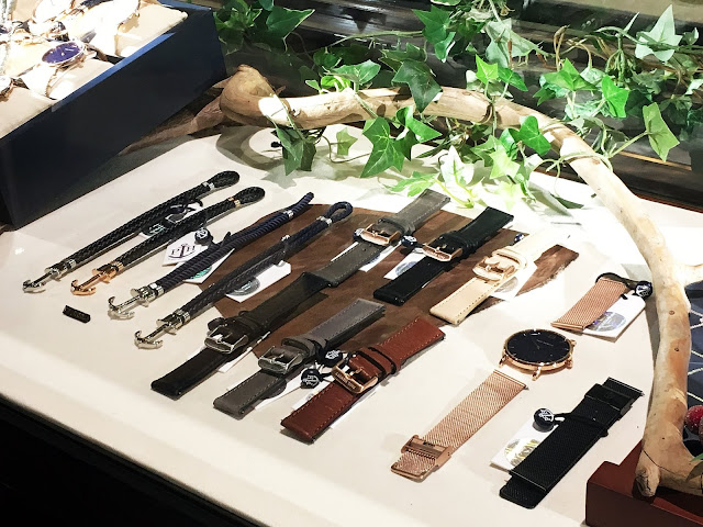 大阪 梅田 ハービスプラザ WATCH 腕時計 ウォッチ ベルト 入荷 組み合わせ 自由 女性 プレゼント 可愛い エレガント アクセサリー ブレスレット 重ね付け 雑誌掲載 インスタ映え 正規取扱 PAUL HEWITT ポールヒューイット ドイツブランド お洒落 ファッション シンプル ミニマム