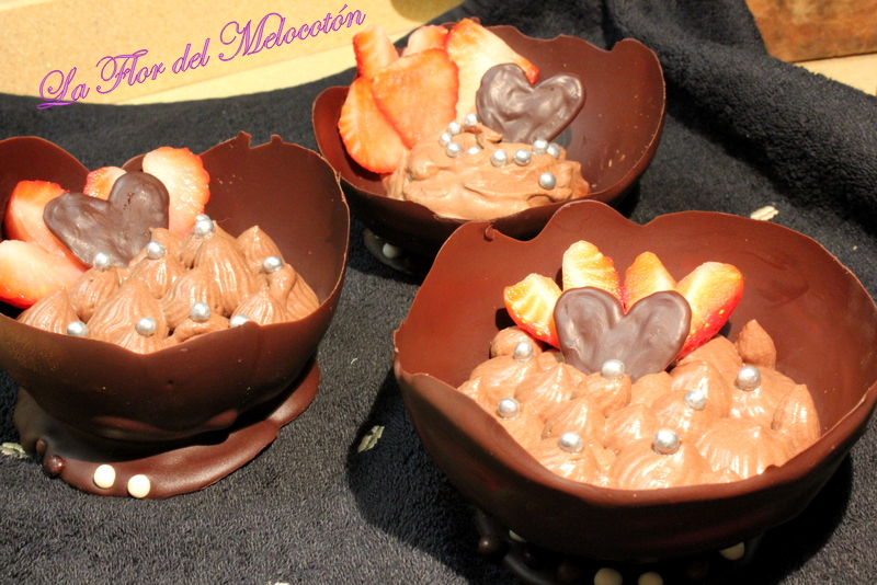 Mousse de chocolate y Bayleys en cuenco de chocolate