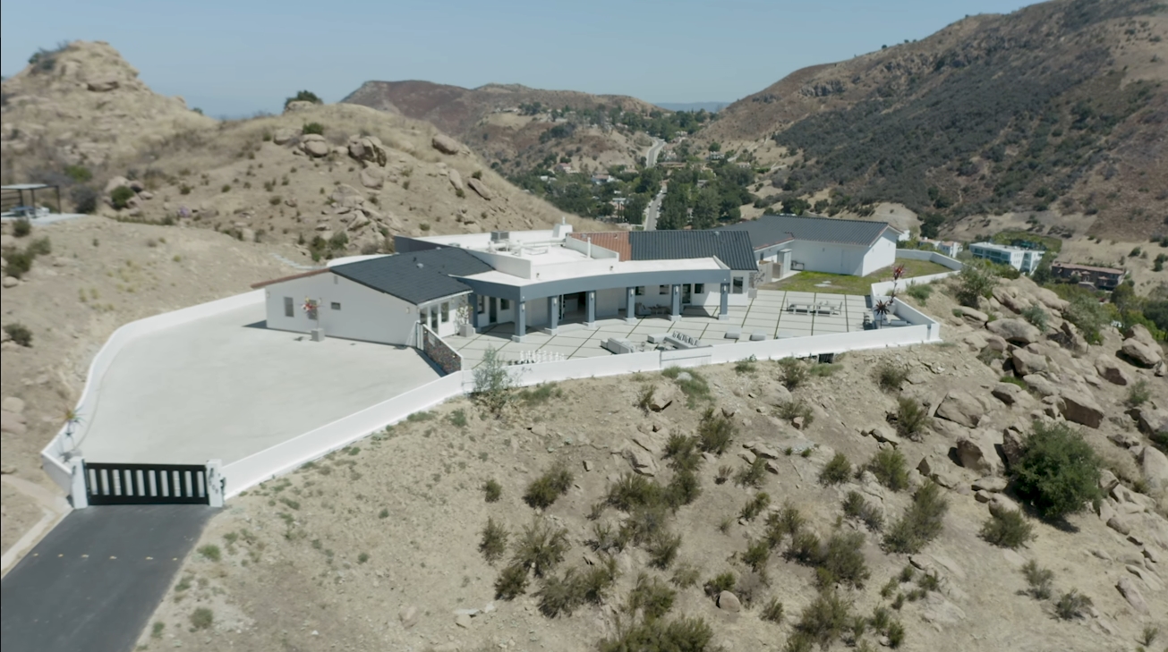 Mansion Interior Design Tour vs. Inside a $5,750,000 Private Estate on Over 31 Acres of Land!
