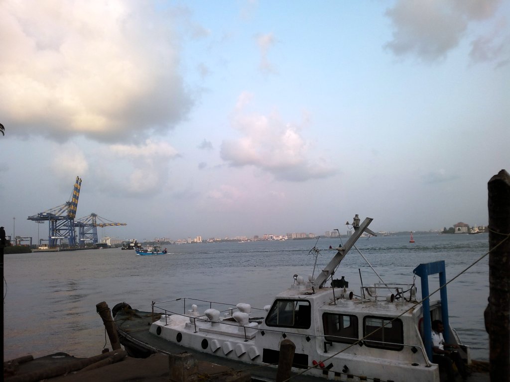 Vallarpadam view from Vypin TravelersOutlook Travelers Photo Gallery