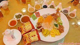 Golden Fortune Yee Sang, assorted fruits, nuts, CNY 2015, Tai Thong Spring Reunion, Food Review, Chinese Food, Tai Thong Group