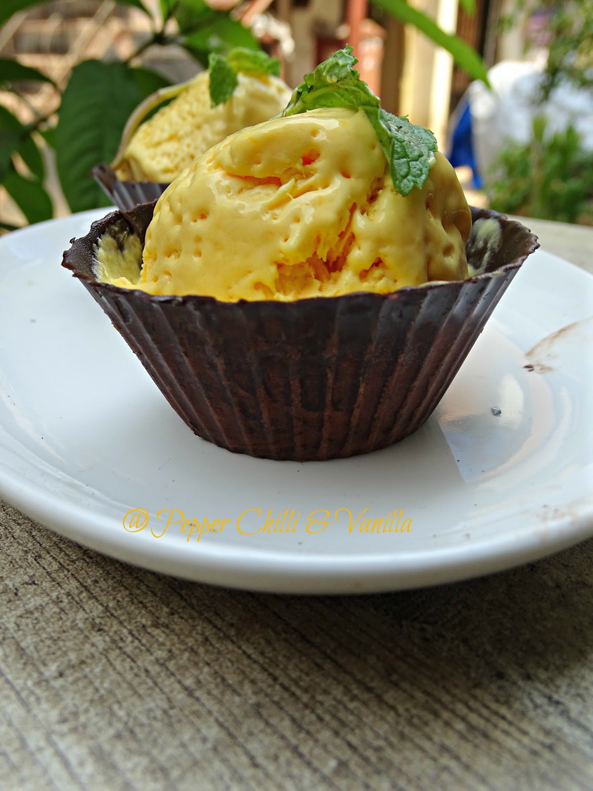 Eggless Mango Icecream in Chocolate Cups | Pepper, Chilli and Vanilla