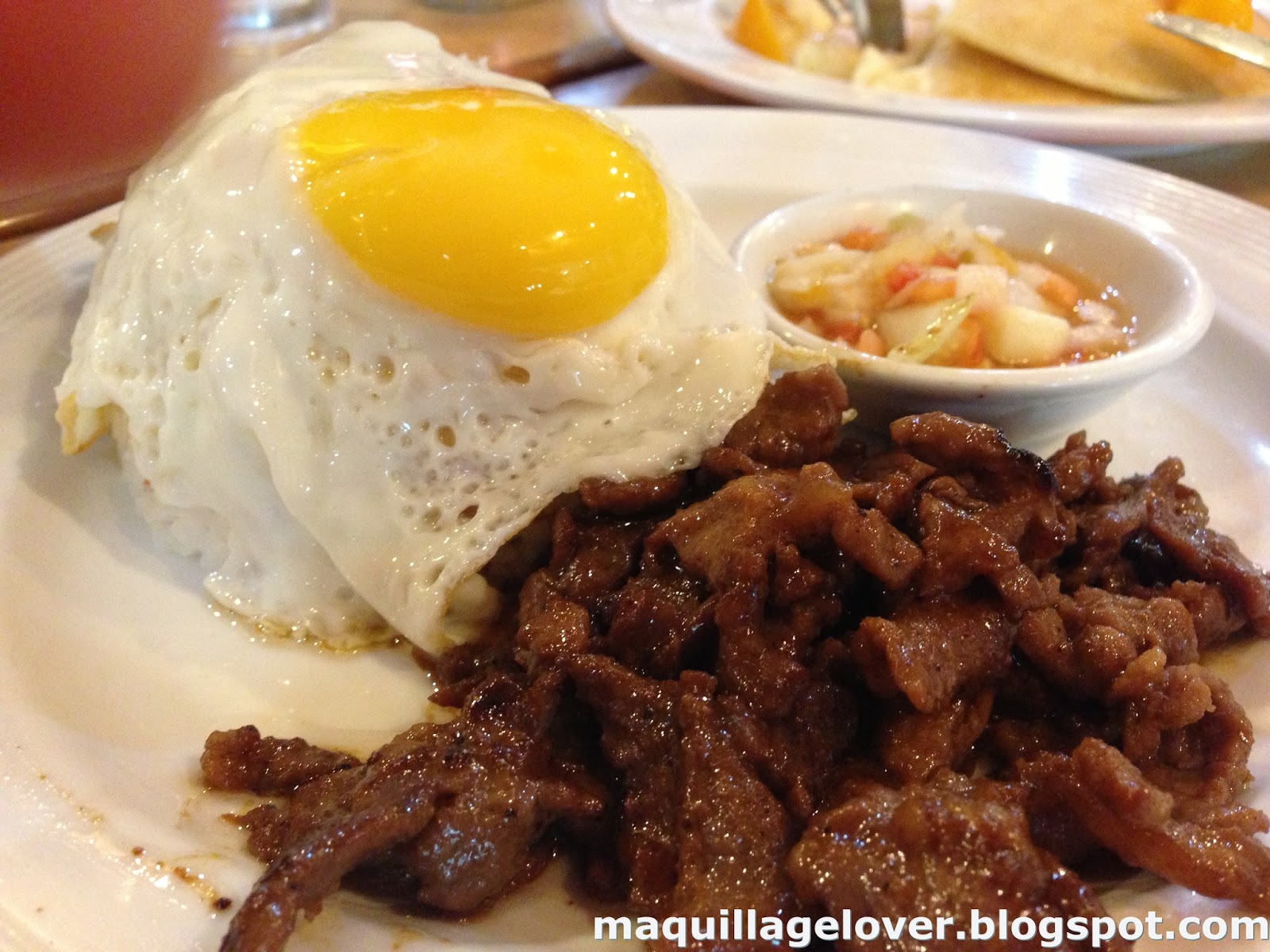 Maquillage Lover Pancake House Beef Tapa and Peach Pancake