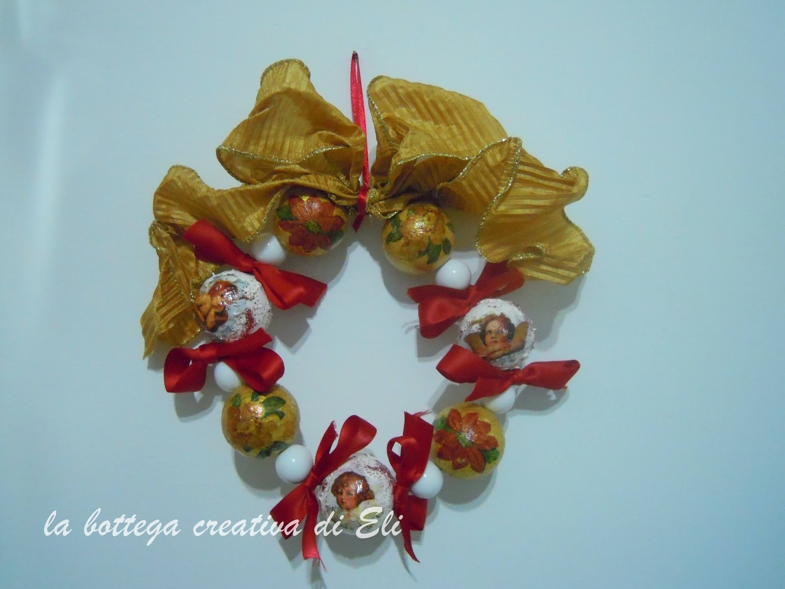 Ghirlande Natalizie Fai Da Te Con Palline la bottega creativa di Eli: ghirlande natalizie