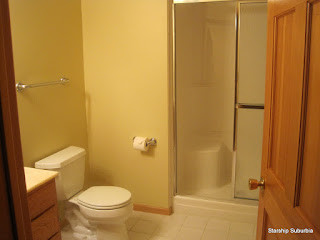 A yellow bathroom