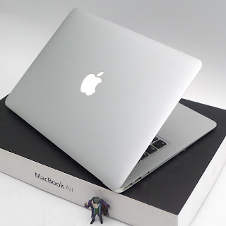 MacBook Air Core i5 (13-inch, Mid 2011) Fullset