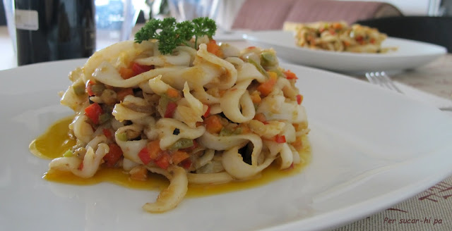 Tallarines de sepia con verduritas