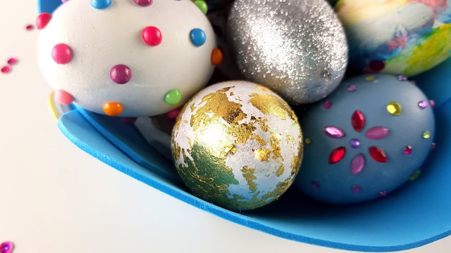 huevos de pascua easter eggs