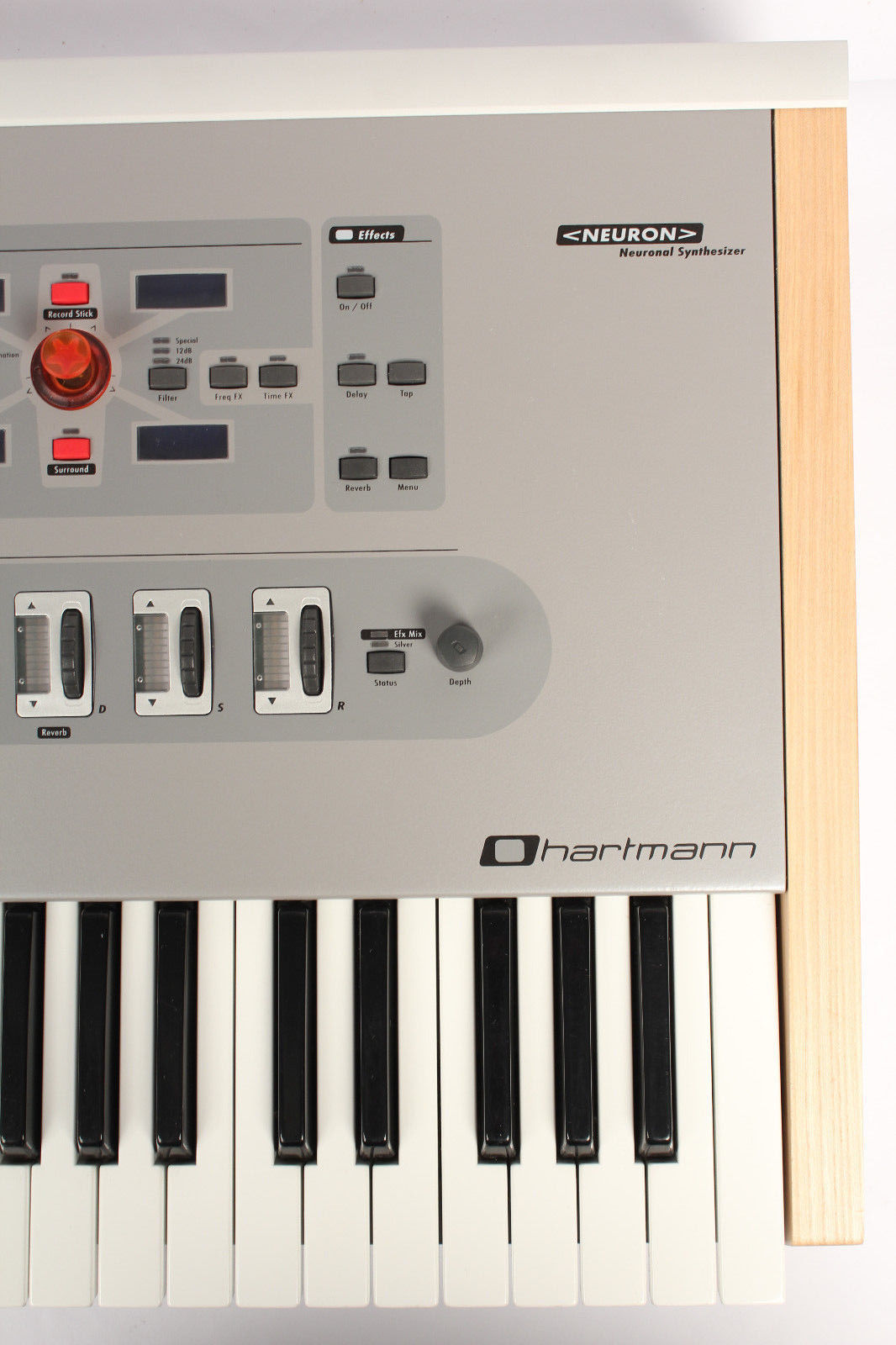 MATRIXSYNTH: Hartmann Neuron Synthesizer