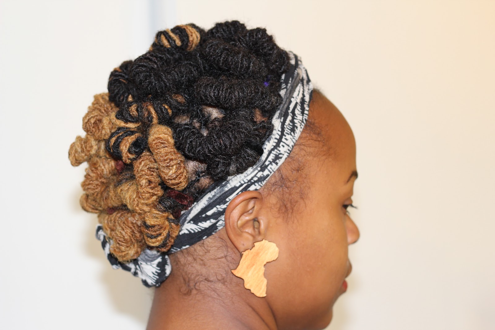PIPE CLEANER BANTU KNOT LOC UPDO TONI DALEY