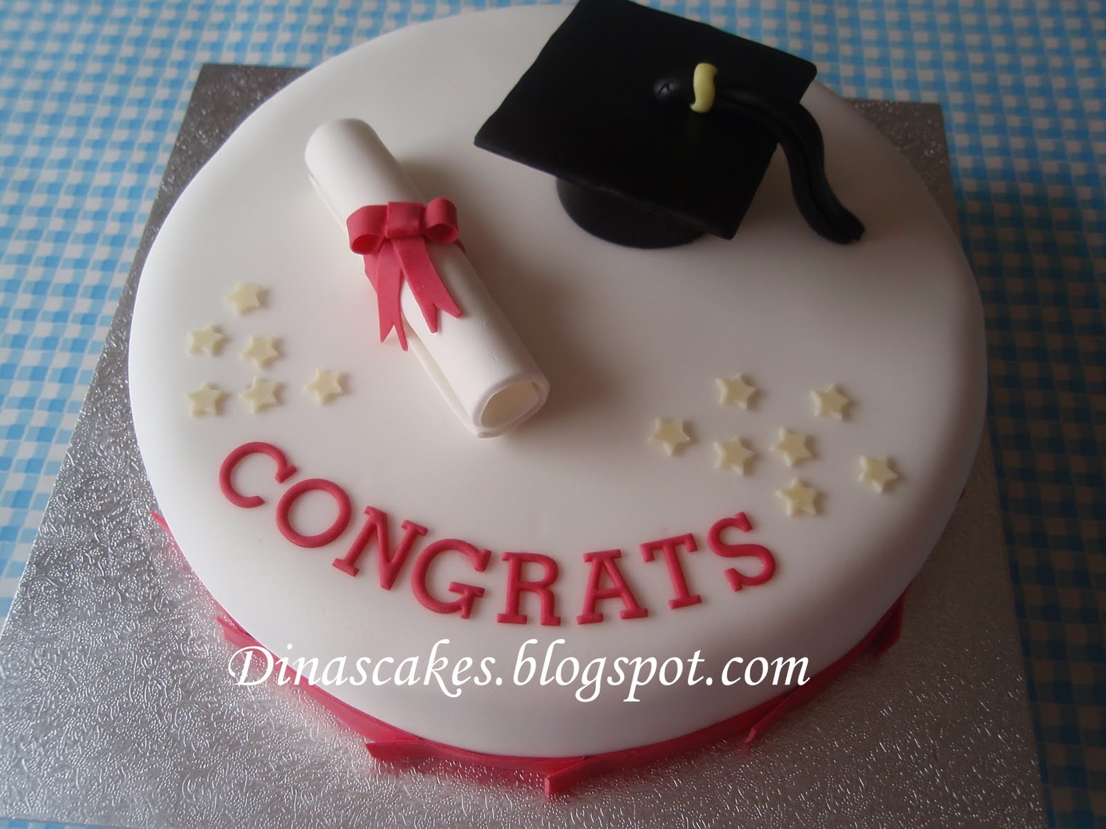 Dina's Cakes Graduation Cake