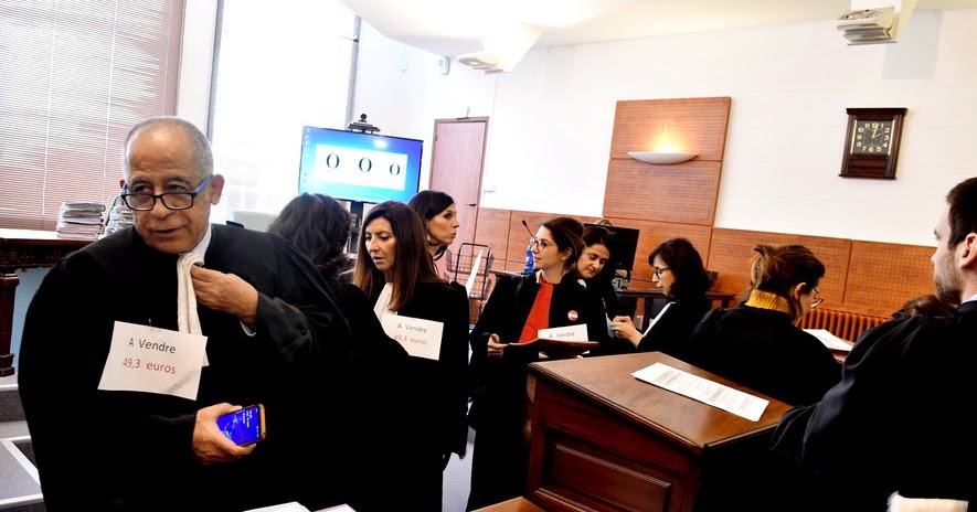 LE REBOUSSIER: Alès : les avocats organisent une fausse vente de leur ...
