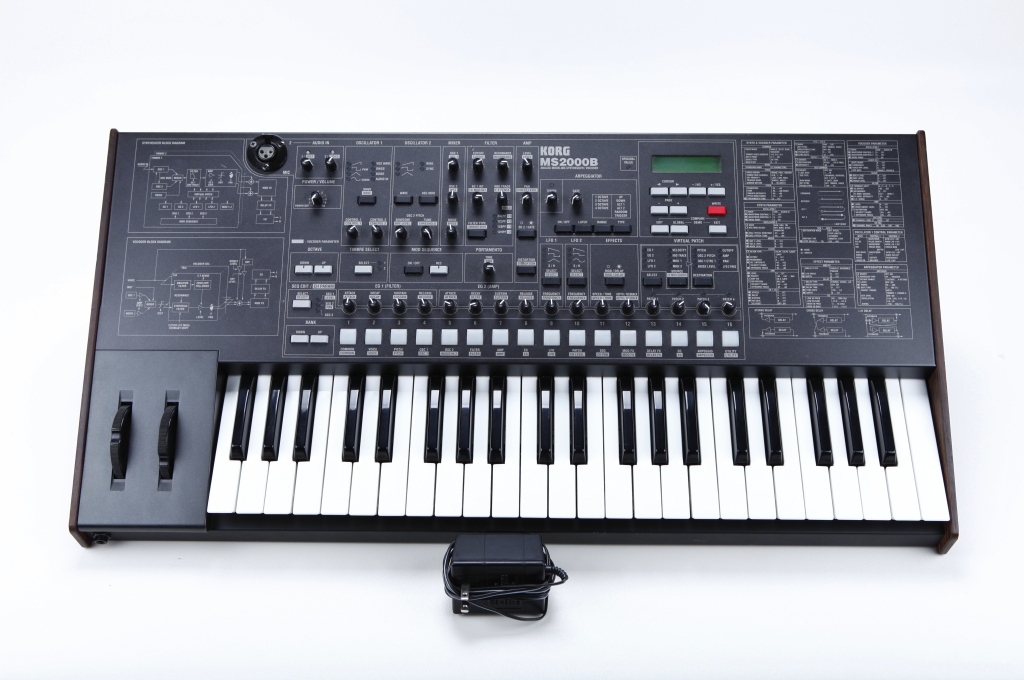 MS2000B synthesizer