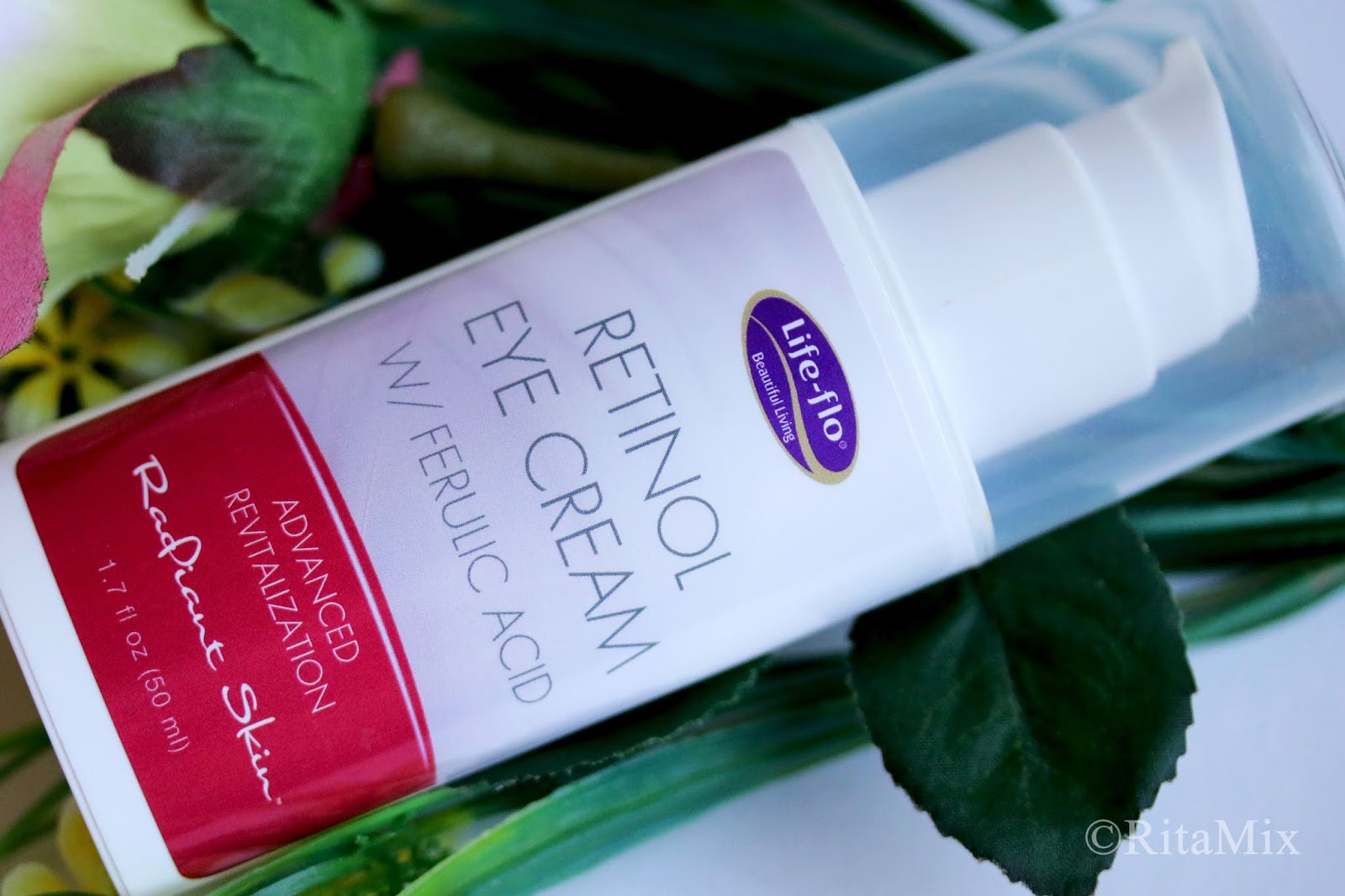 корейский крем вокруг глаз с ретинолом. крем для лица белита витекс. витекс крем с ретинолом для лица. крем для век la roche posay. Redermic retinol от la roche-posay.