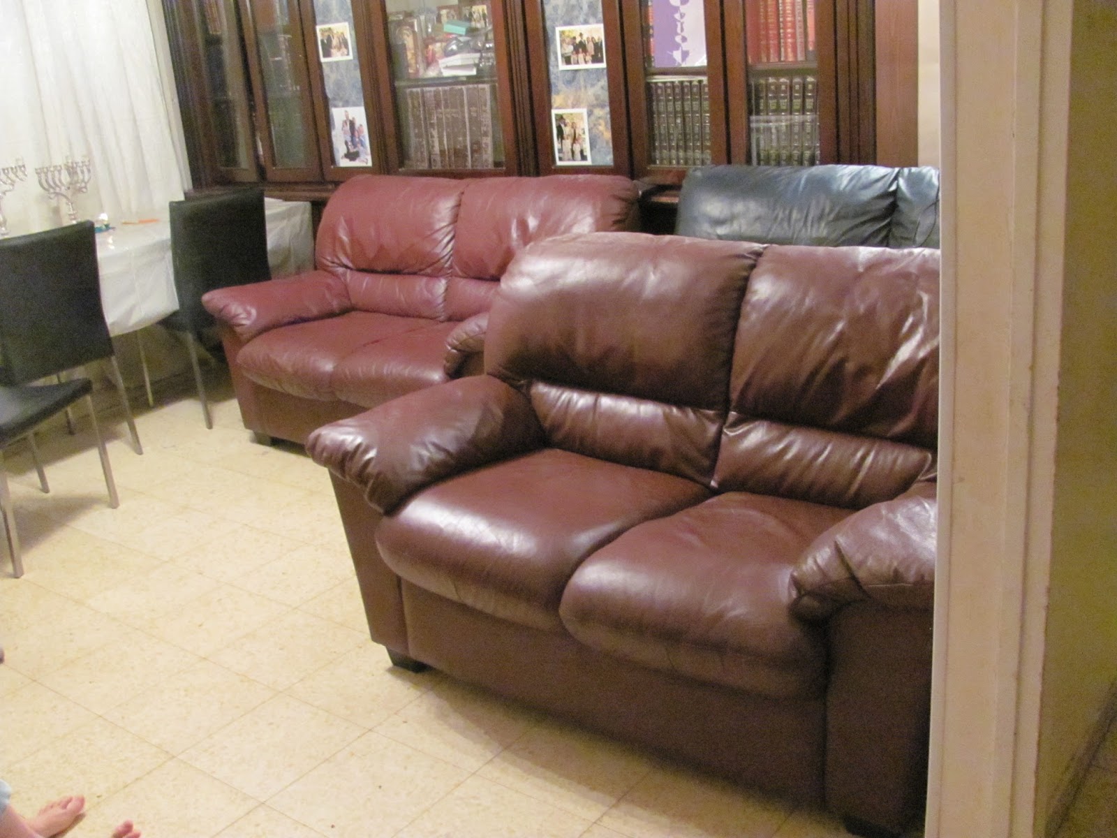 2nd hand furniture highest quality lowest prices! email us