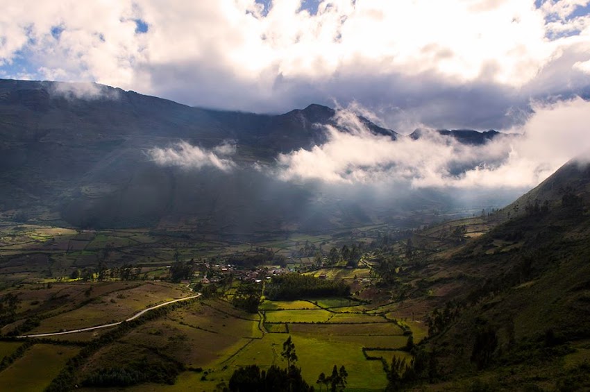 Video sobre los paisajes de Sitacocha y caseríos