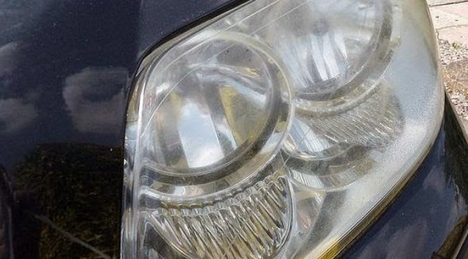 Tips Mudah Bikin Kinclong Kaca  Lampu  Mobil  yang Kusam 