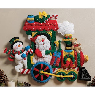 http://christmas-craft-kits.blogspot.com/
