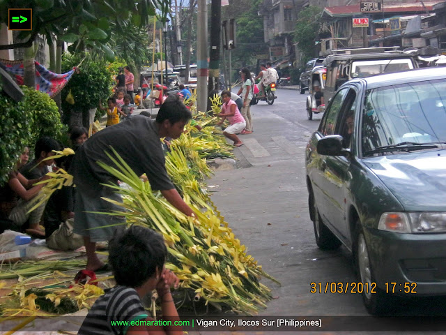 Palm Sunday Trade | Buying 'Palaspas' on a Holy Week via Drive-Thru