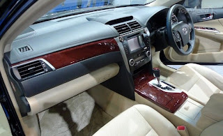 new toyota camry 2012 steering and interior