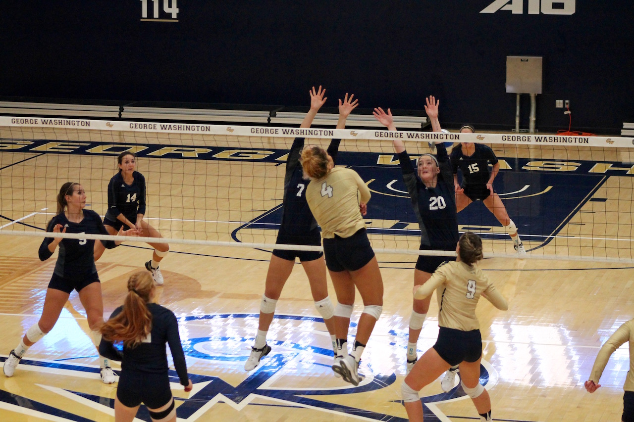 Women's Volleyball Rhode Island 3 Washington 0 DC Outlook