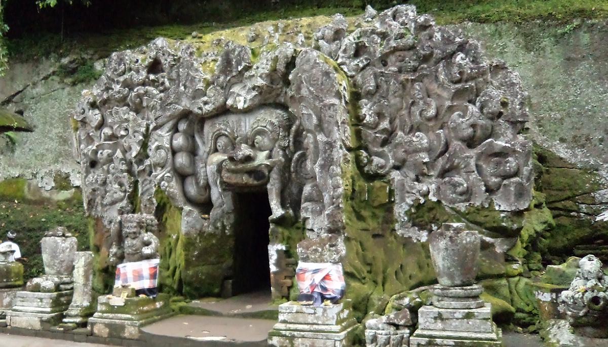 Goa Gajah Aya's Tours Bali