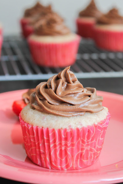 Fresh Strawberry Cupcakes with Milk Chocolate Hazelnut Frosting | The Chef Next Door