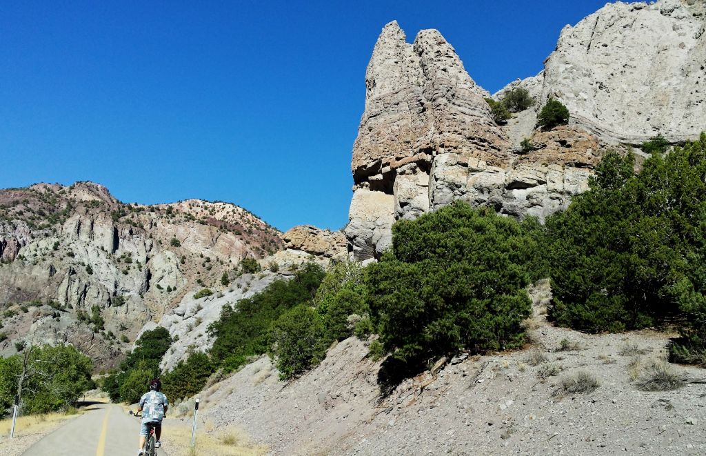 Wandering His Wonders Down the Road to Joseph, Utah