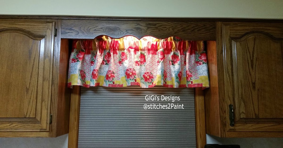 Pioneer woman 2024 kitchen curtains