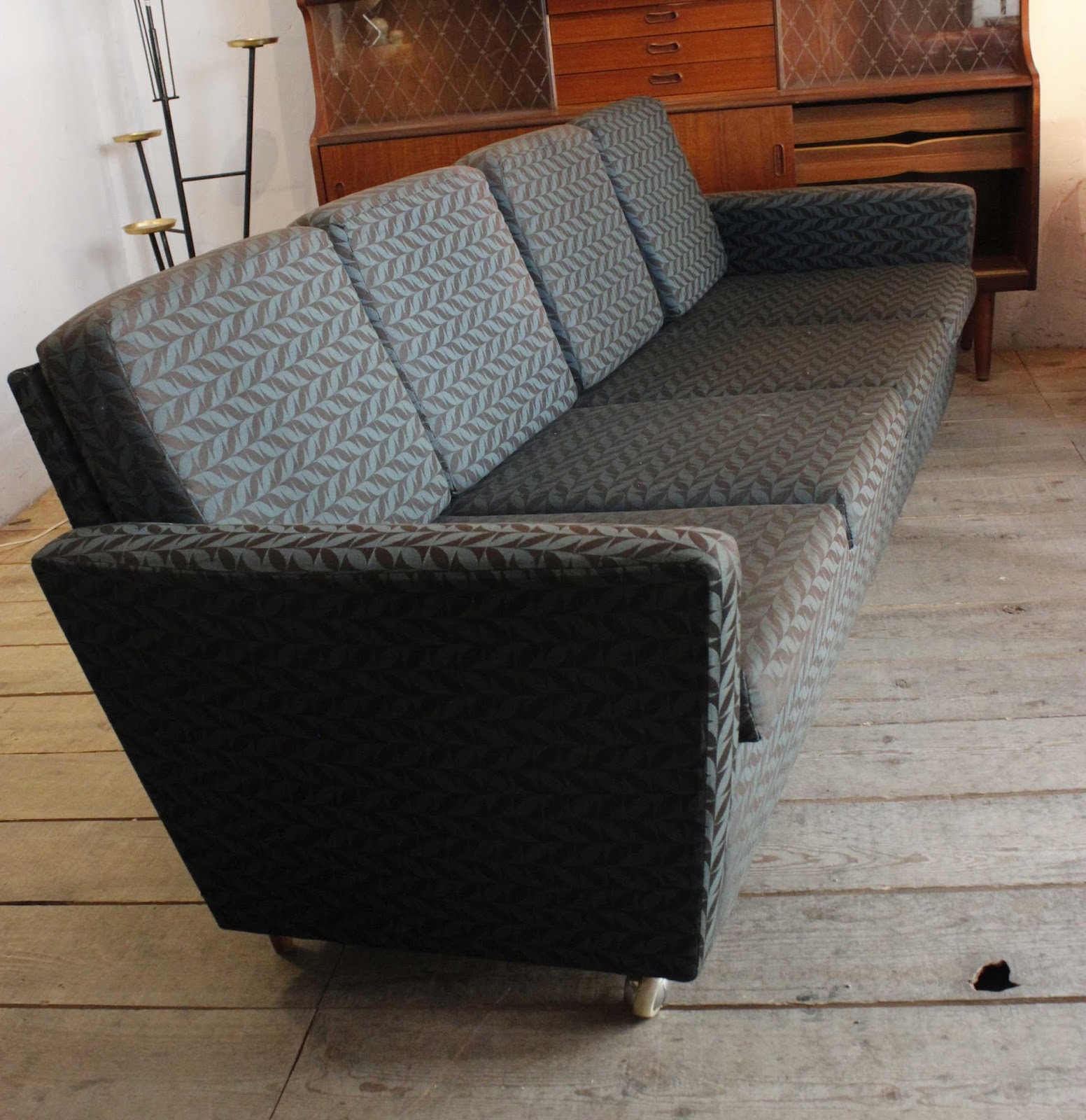 VINTAGE 4P. Tu tienda de muebles vintage en Madrid. los mejores