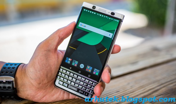 harga hp blackberry terbaru harga hp blackberry terbaru