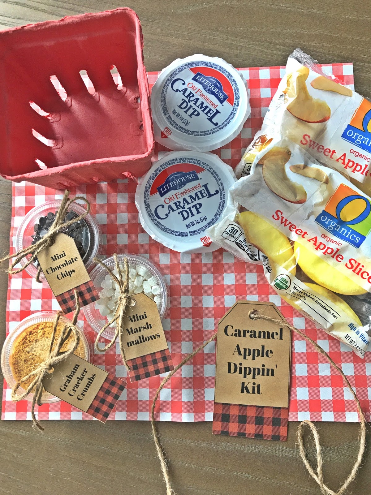 michelle paige blogs Caramel Apple Dipping Kit with Printable Tags