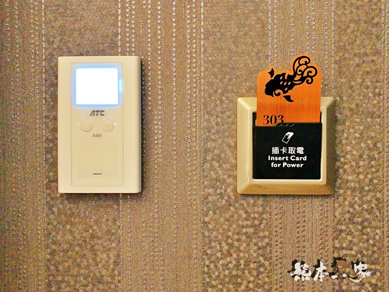 三重江月行館|挑高房型與媲美好樂迪KTV視聽室獨立空間|大窗綠化環境好舒適