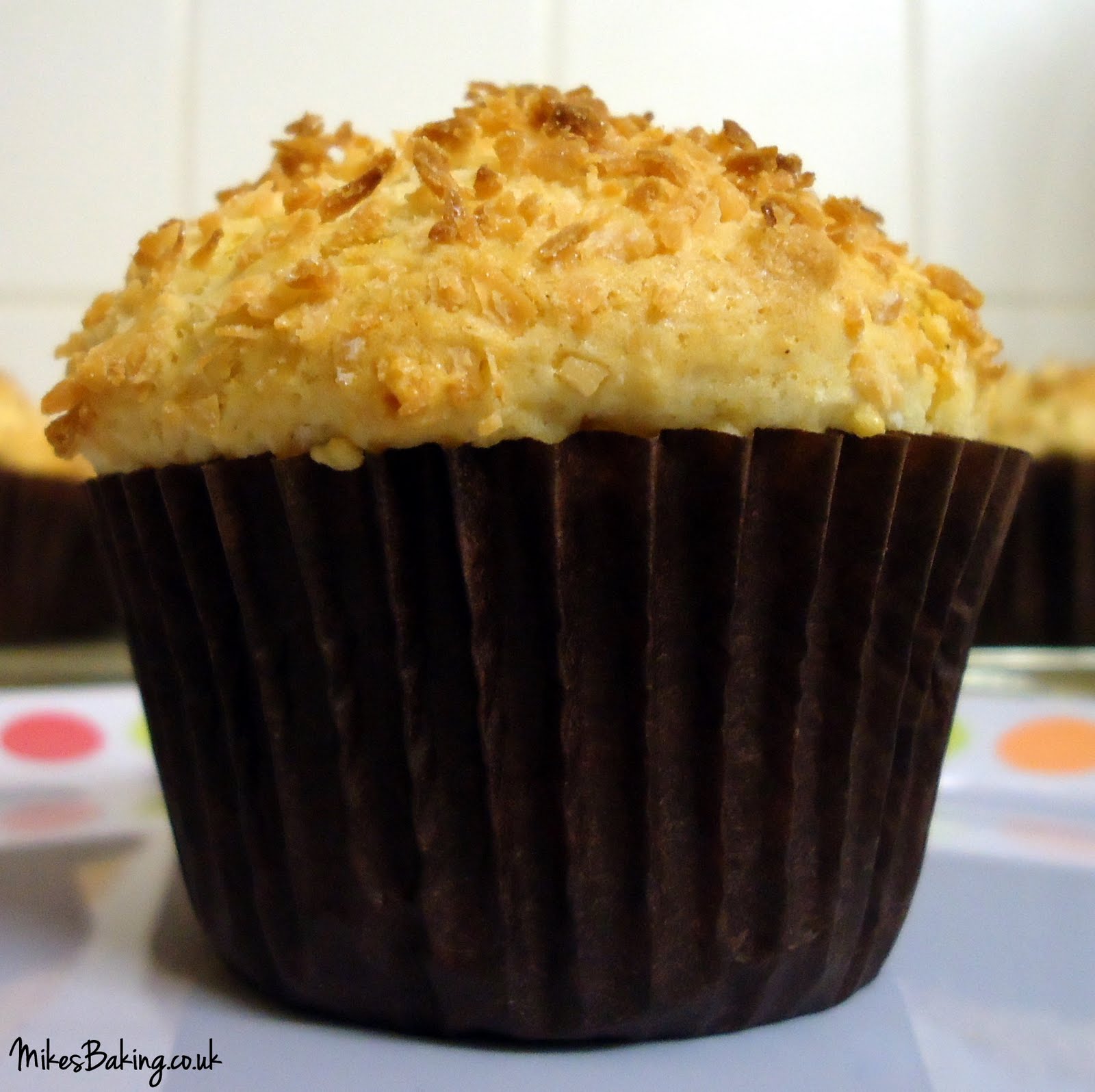 Cupcakes vs Muffins What is the difference? Mike's Baking