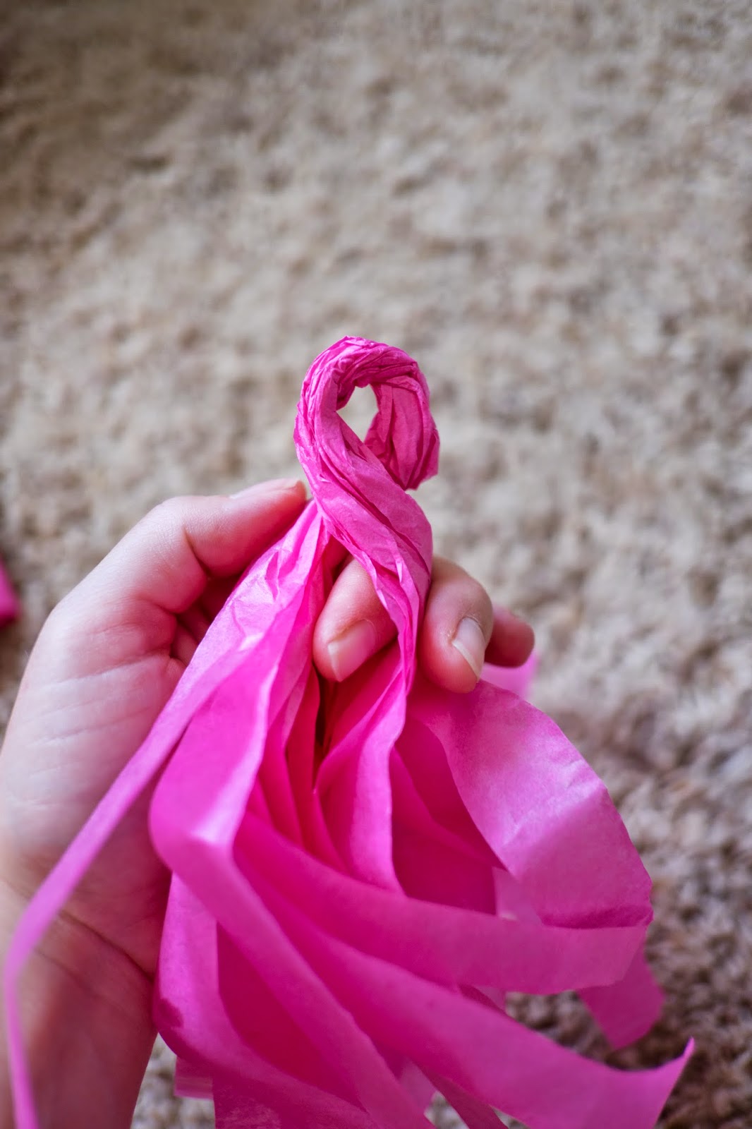 Domestic Fashionista DIY Tissue Paper Garland Twist Tutorial domestic-fashionista-diy-tissue-paper-garland-twist-tutorial