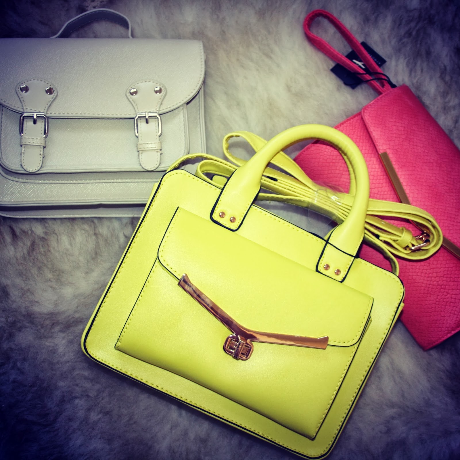 Vintage and Vampires ™ Primark Armcandy