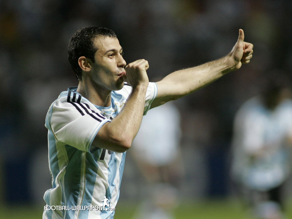 Download Javier Mascherano Young Background