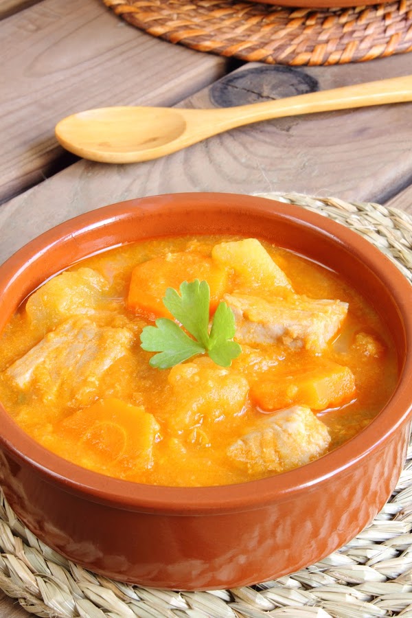 Cómo eliminar el exceso de sal de un guiso