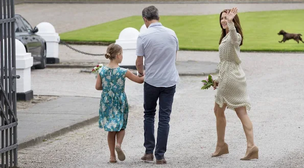 Crown Prince Frederik, Crown Princess Mary, Prince Christian, Princess Isabella, Prince Vincent and Princess Josephine at horse parade