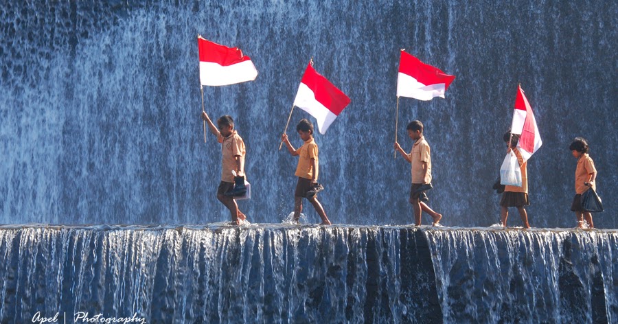 Kumpulan Puisi Tema Bencana Alam Turun Muat m