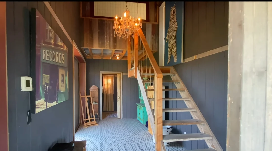 28 Interior Design Photos vs. 6608 Portshead Rd, Malibu, CA Luxury Home Tour